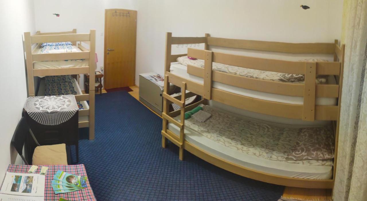 Privatni Smjestaj "Mratinje" Casa de hóspedes Plužine Exterior foto